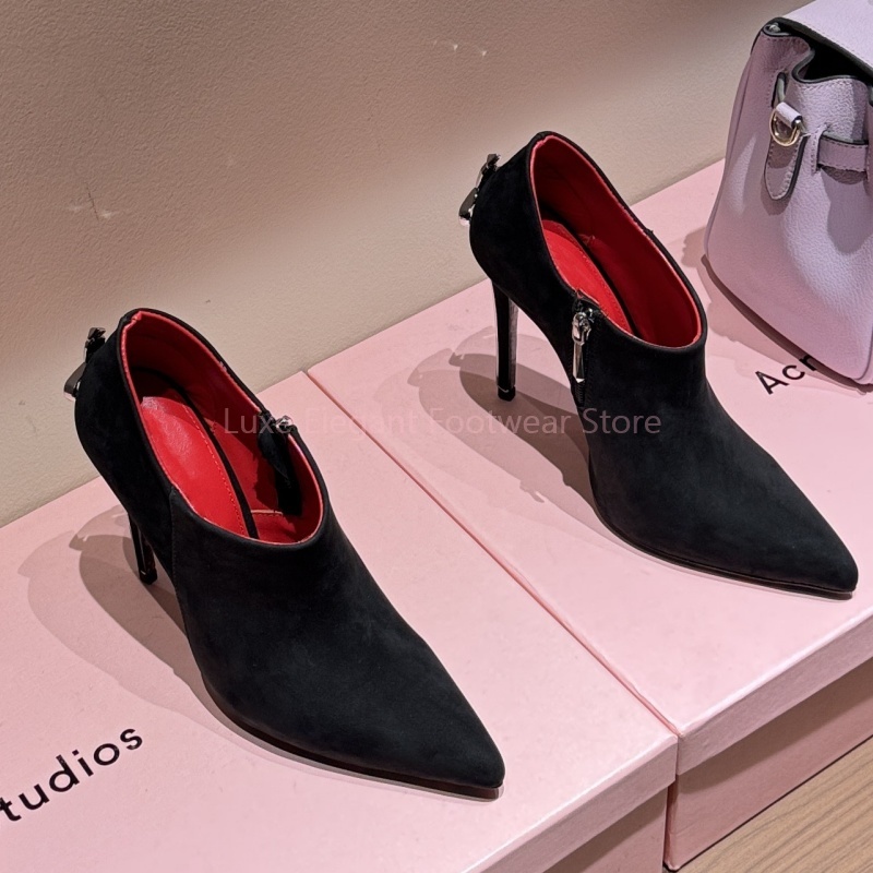 Street Fashion Dress - Schwarze Wildleder Schwertförmige Spitze Stiletto Pumps