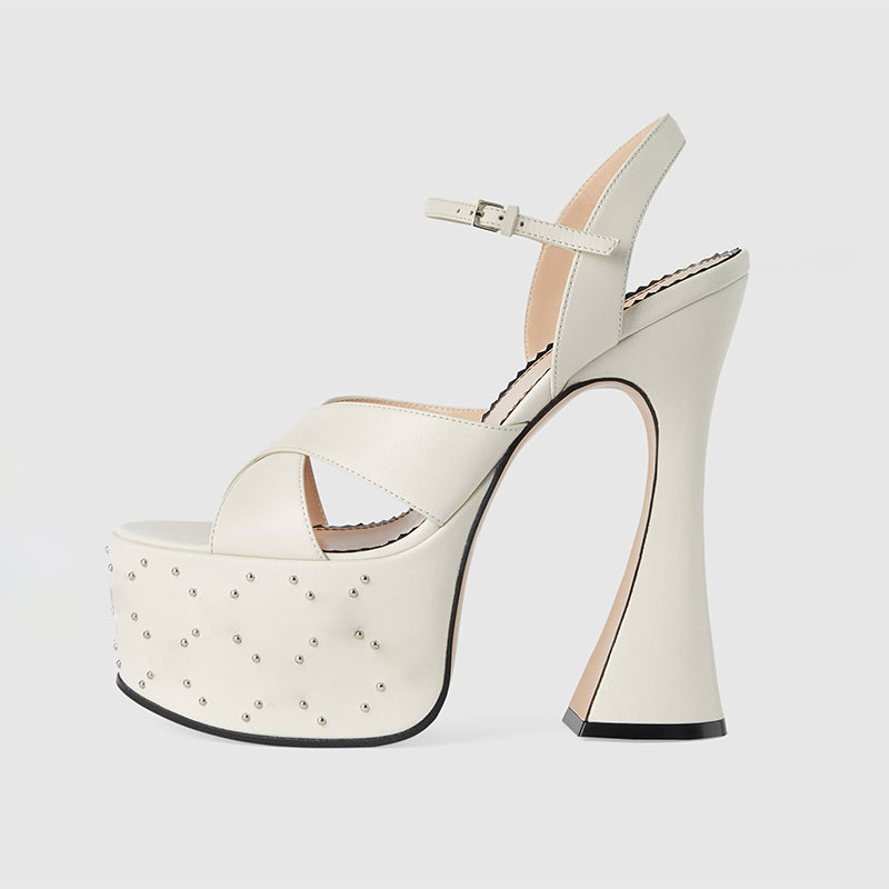 Street Fashion Shoes - Modische weiße schwarze Schnalle High Heel